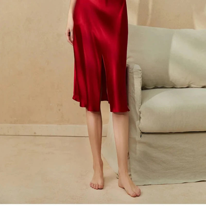 19MM Elegant Mulberry Silk V-Neck Nightdress